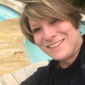 Meet your Posher, Stacy